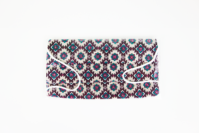 Masque en tissu - Motif aztèque bordeaux - A l'unité 